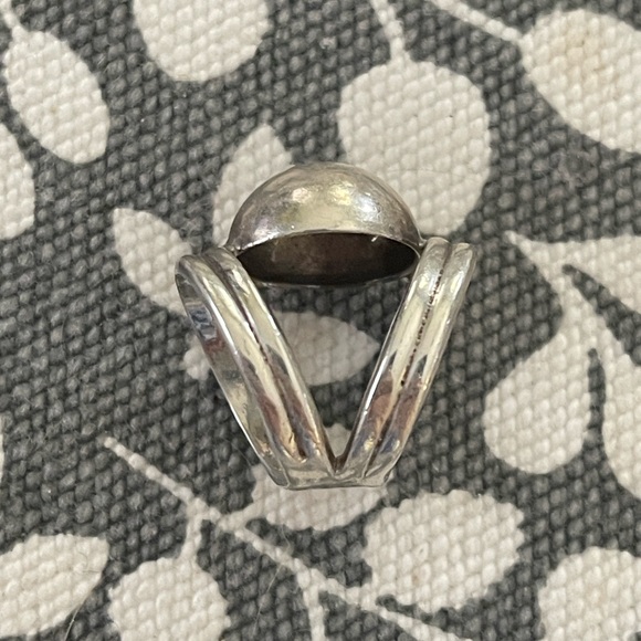 Modernist, Silver Dome ring, Size 5.5 - Picture 5 of 11